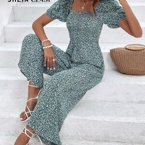 SHEIN Ditsy print Green and White Floral Jumpsuit High-Waisted Wide-Leg, pockets